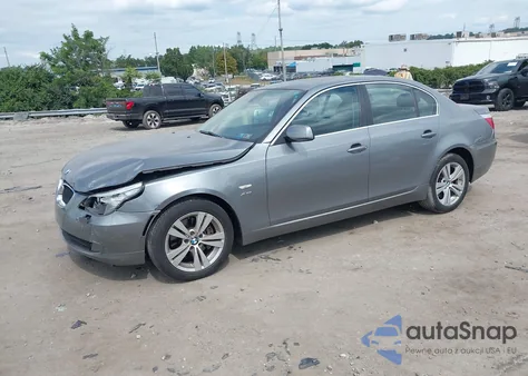 2009 BMW 528I xDrive z USA, uszkodzony, nr VIN WBANV13559C152840